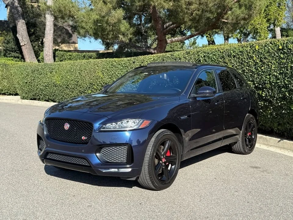 2018 Jaguar F-Pace - Image 9 of 20