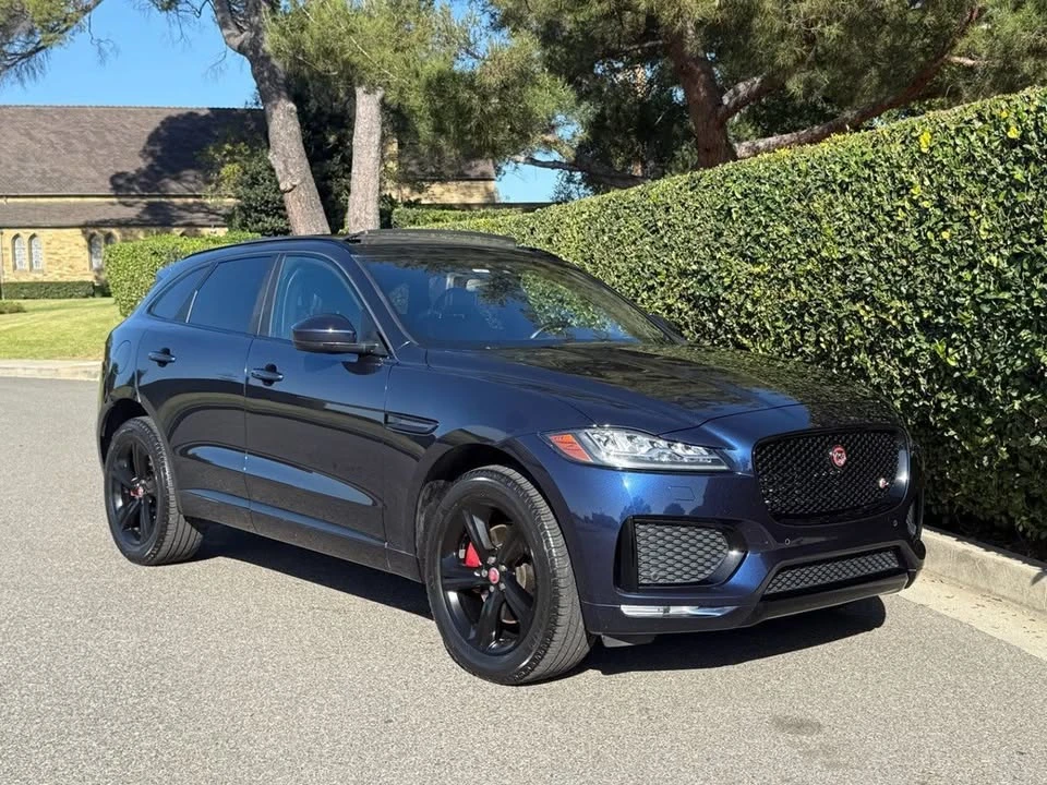 2018 Jaguar F-Pace - Image 10 of 20
