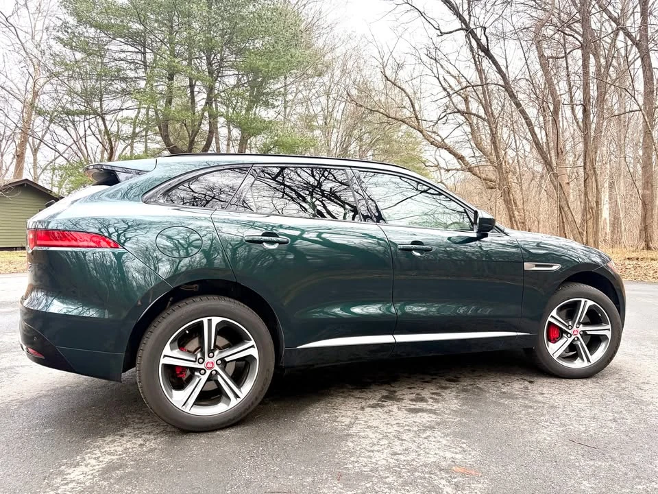 2018 Jaguar F-Pace - Image 3 of 17