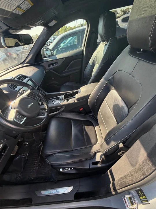 2018 Jaguar F-Pace - Image 2 of 11