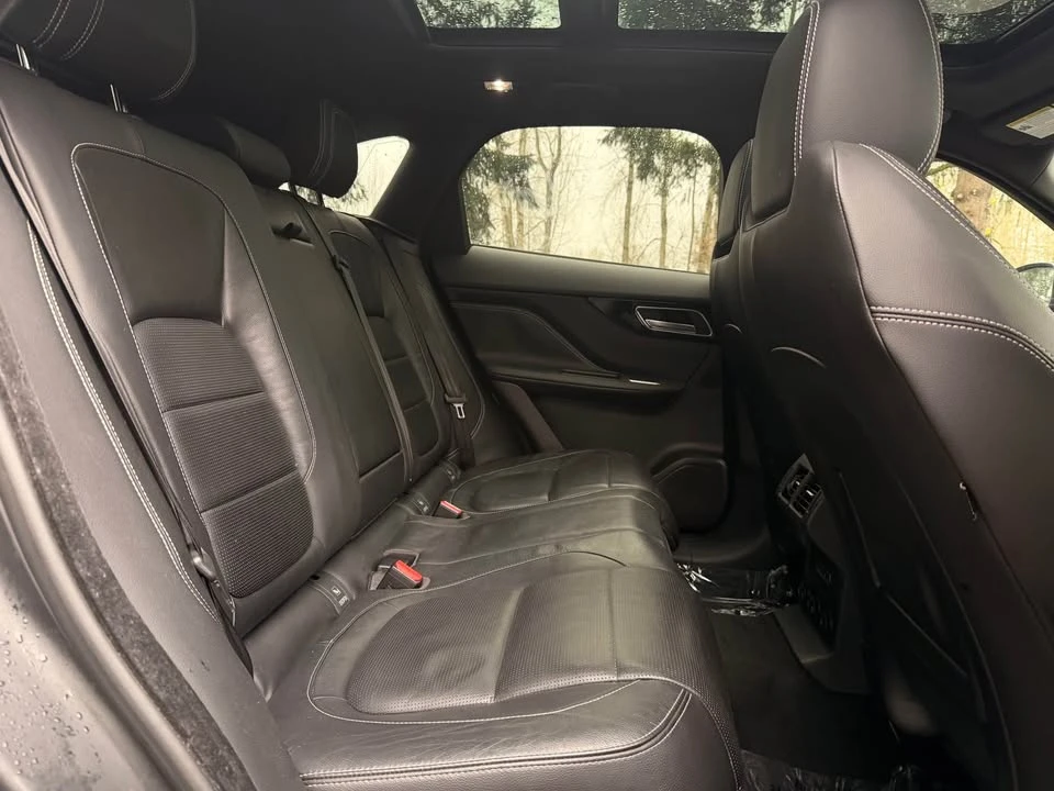 2018 Jaguar F-Pace - Image 11 of 17