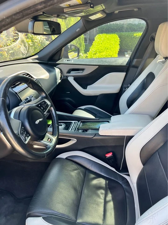 2018 Jaguar F-Pace - Image 9 of 11