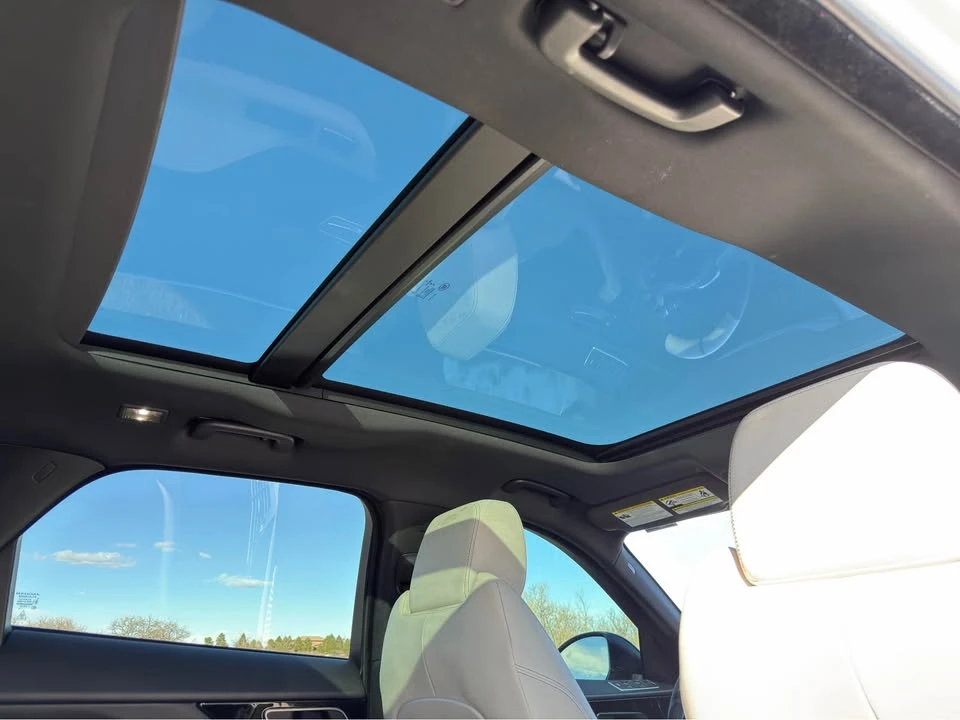 2018 Jaguar F-Pace - Image 11 of 16