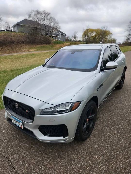 2018 Jaguar F-Pace - Image 2 of 5