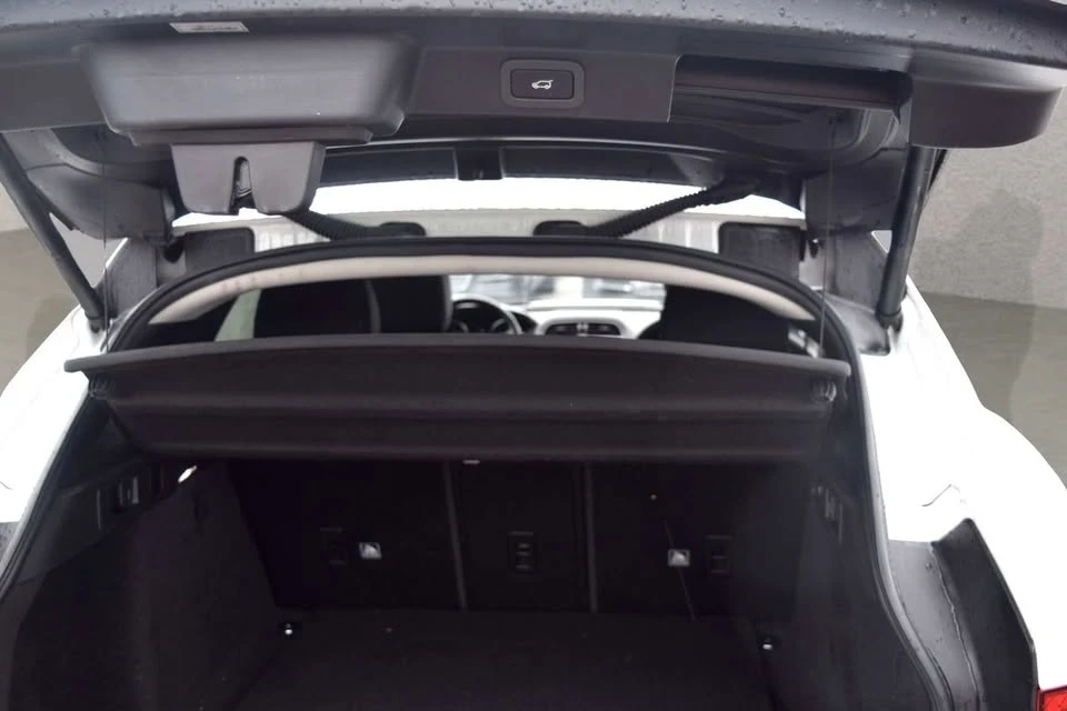 2018 Jaguar F-Pace - Image 15 of 19