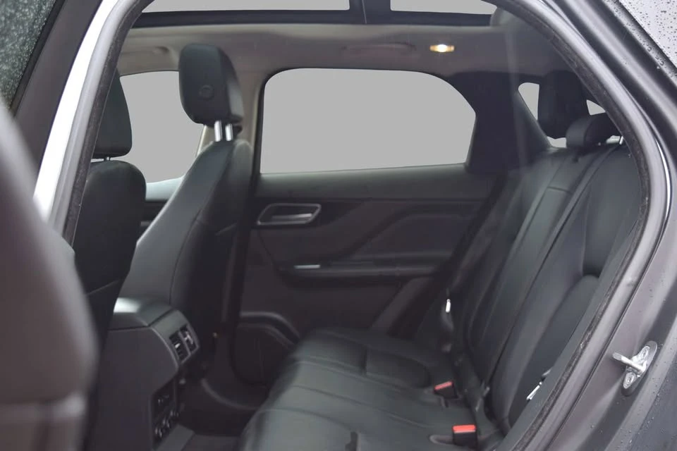 2018 Jaguar F-Pace - Image 14 of 19