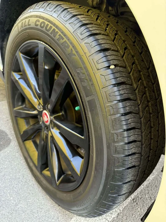 2018 Jaguar F-Pace - Image 8 of 19