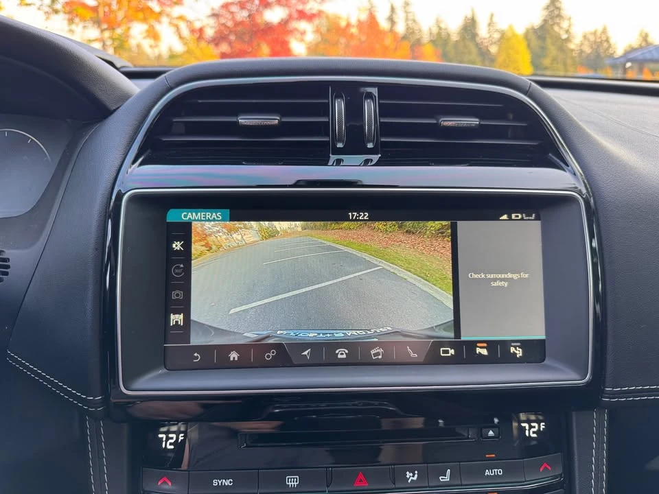 2018 Jaguar F-Pace - Image 16 of 20