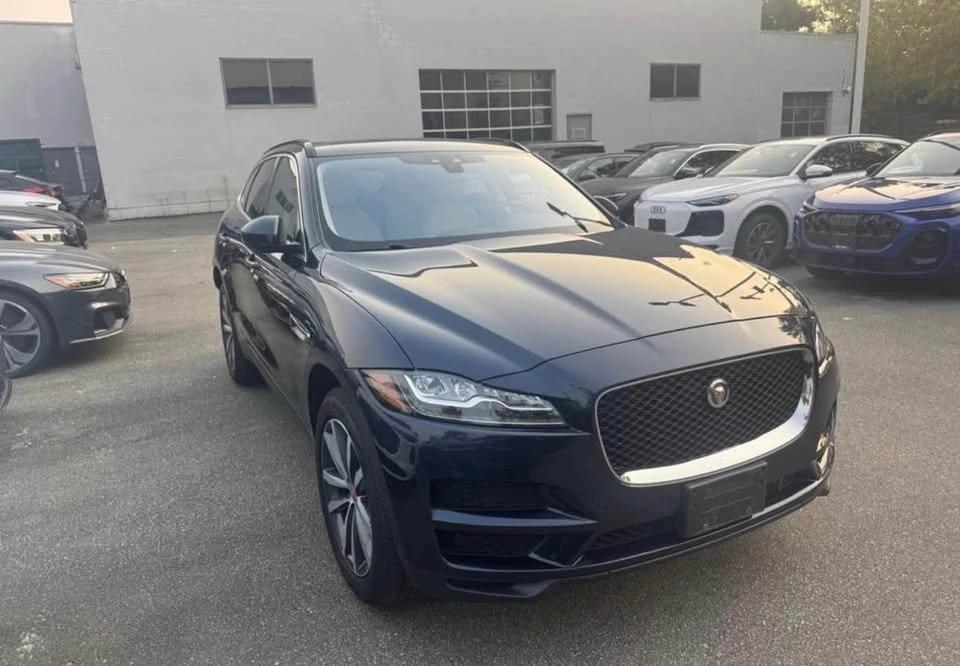 2018 Jaguar F-Pace - Image 2 of 8