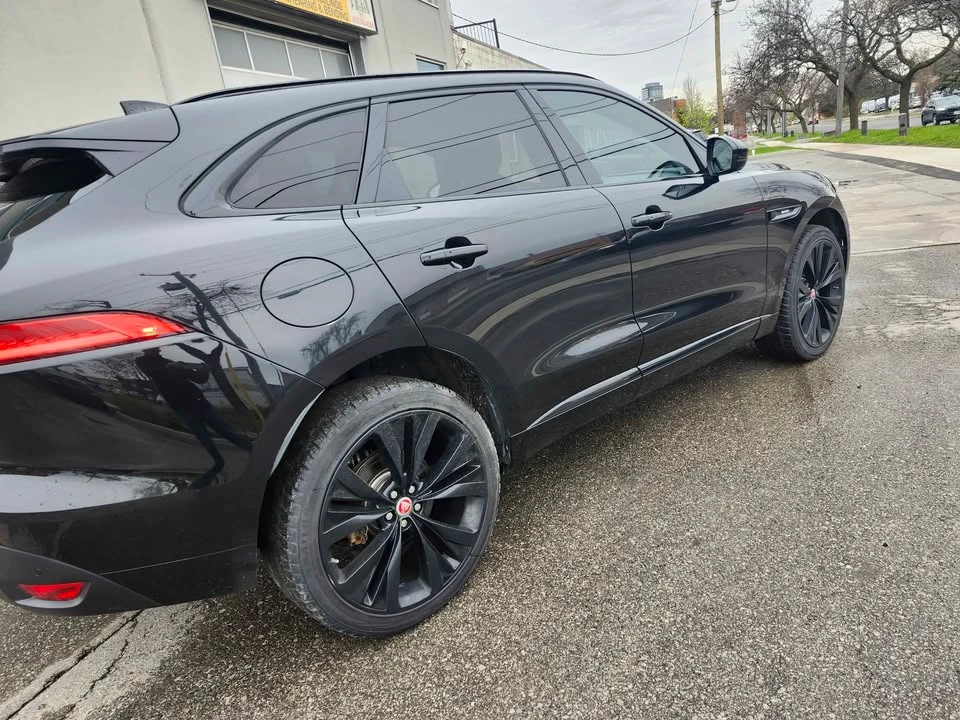 2018 Jaguar F-Pace - Image 16 of 20