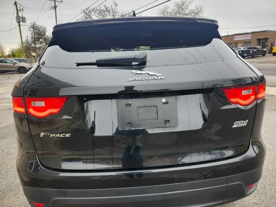 2018 Jaguar F-Pace - Image 18 of 20