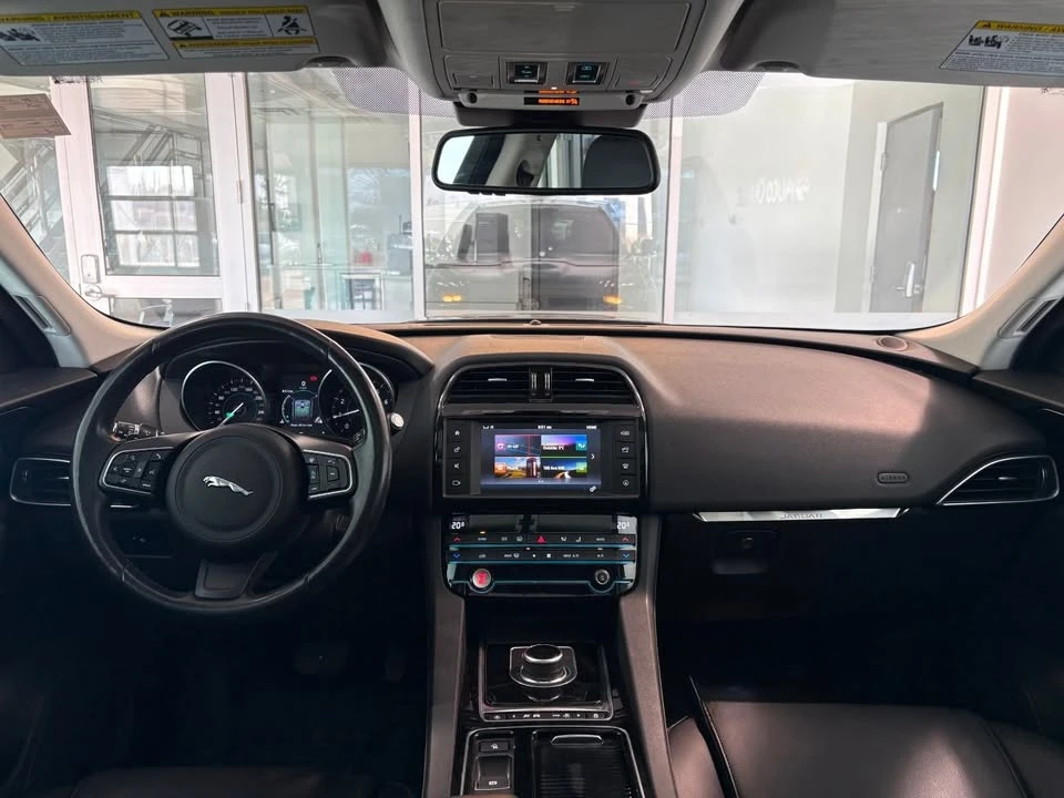 2018 Jaguar F-Pace - Image 15 of 20