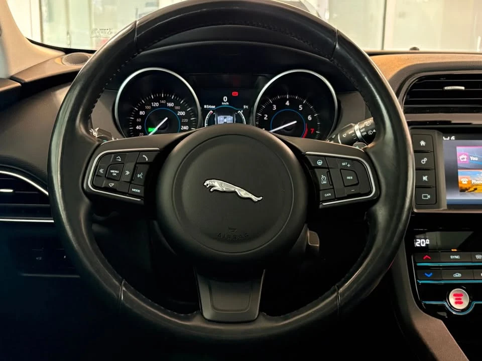 2018 Jaguar F-Pace - Image 16 of 20