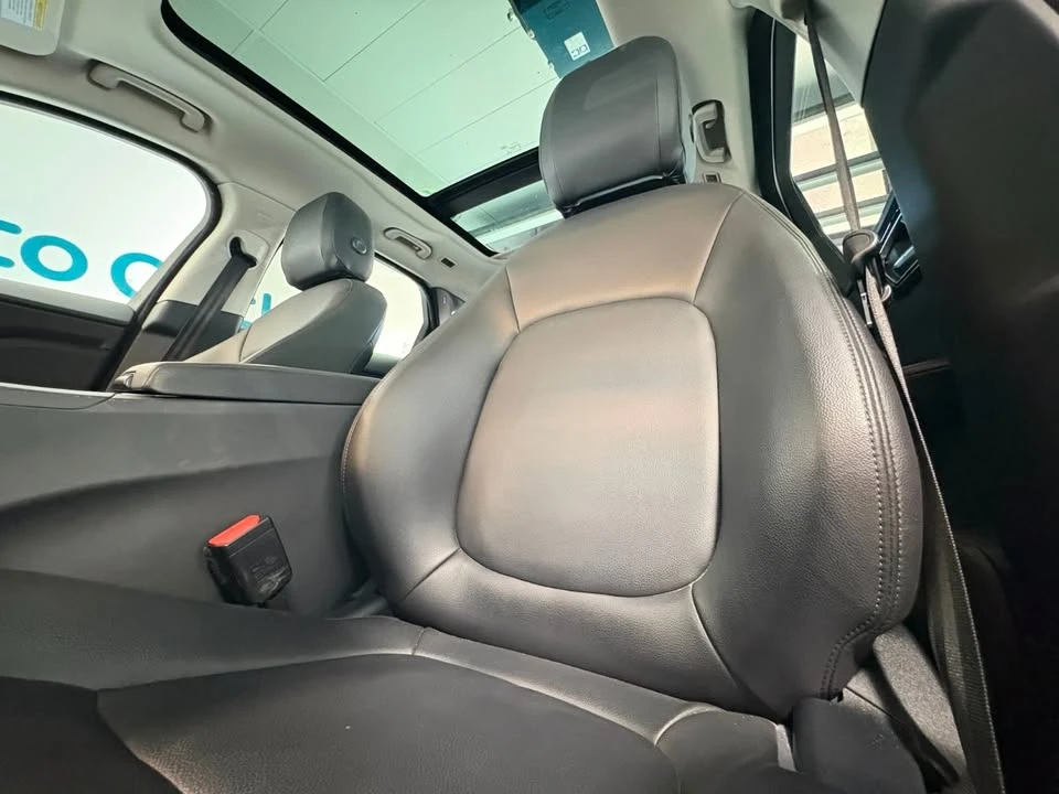 2018 Jaguar F-Pace - Image 9 of 20
