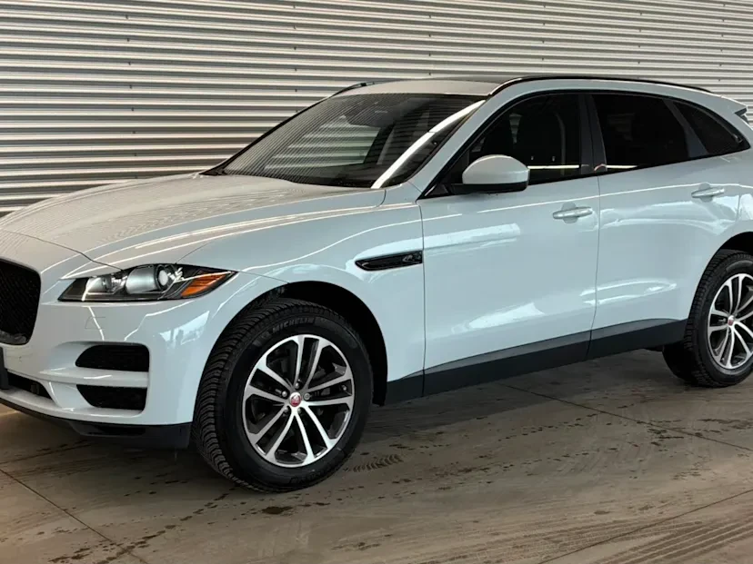 2018 Jaguar F-Pace - Image 4 of 17