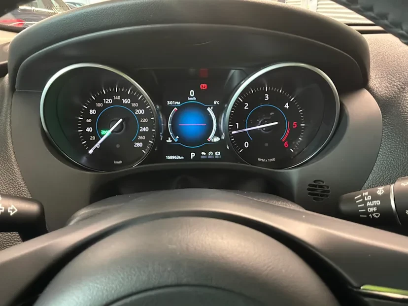 2018 Jaguar F-Pace - Image 14 of 17