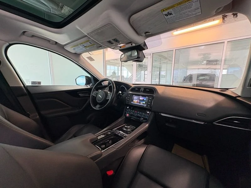 2018 Jaguar F-Pace - Image 7 of 19