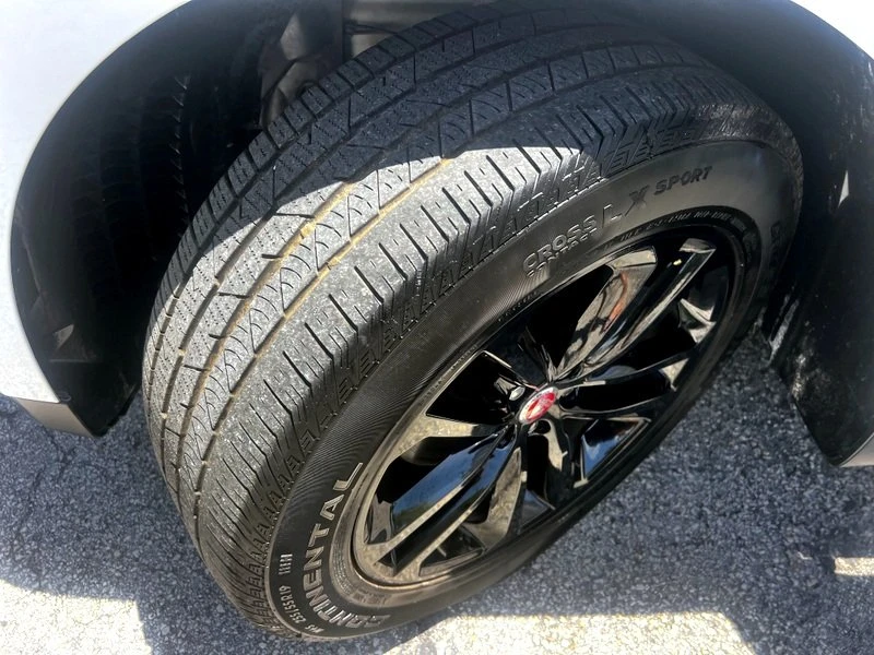 2018 Jaguar F-Pace - Image 17 of 18