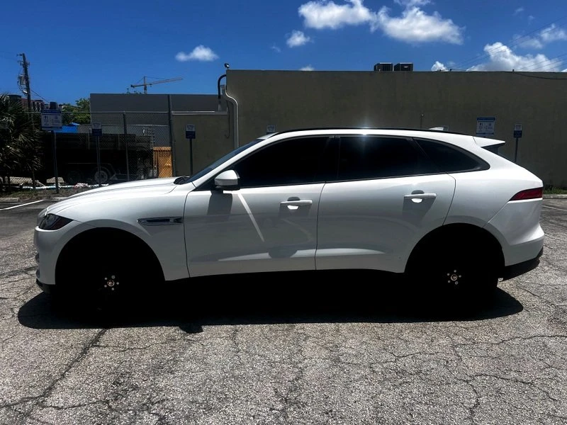 2018 Jaguar F-Pace - Image 4 of 18