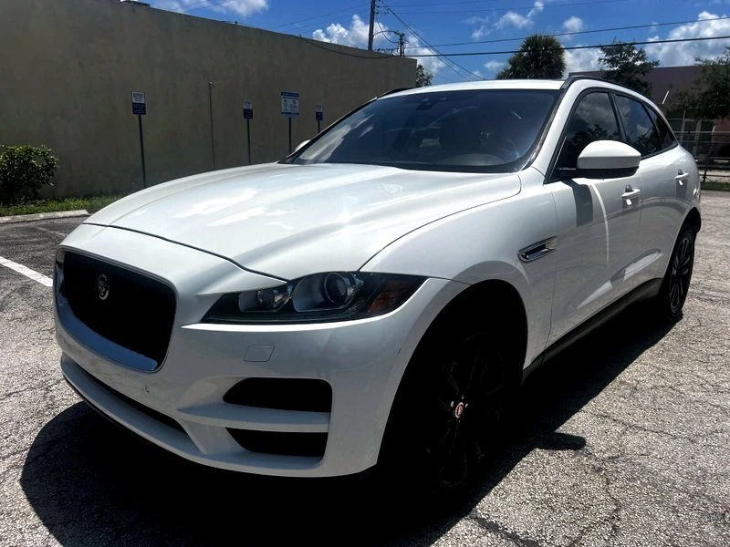 2018 Jaguar F-Pace - Image 3 of 18