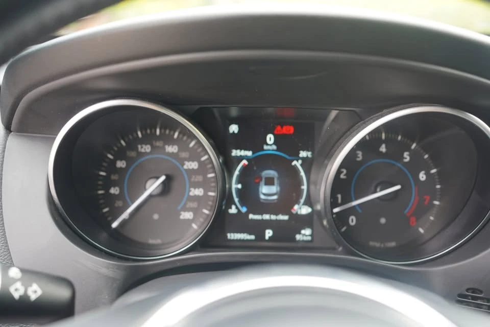 2018 Jaguar F-Pace - Image 14 of 19