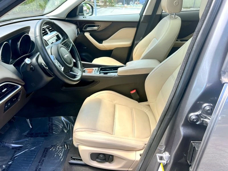 2018 Jaguar F-Pace - Image 11 of 18