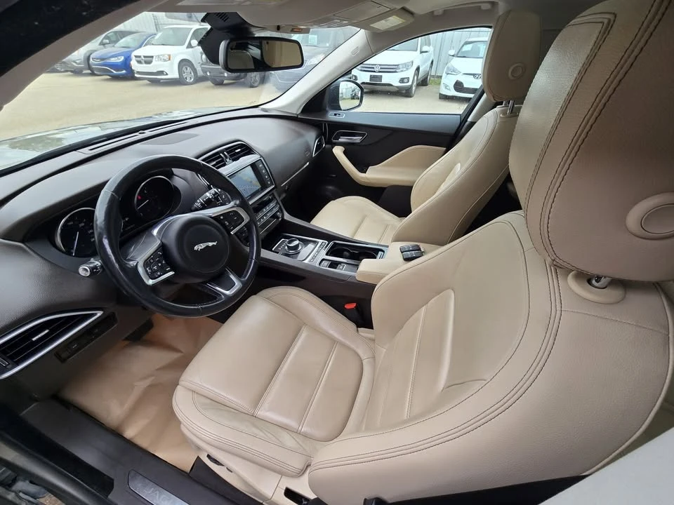 2018 Jaguar F-Pace - Image 9 of 19