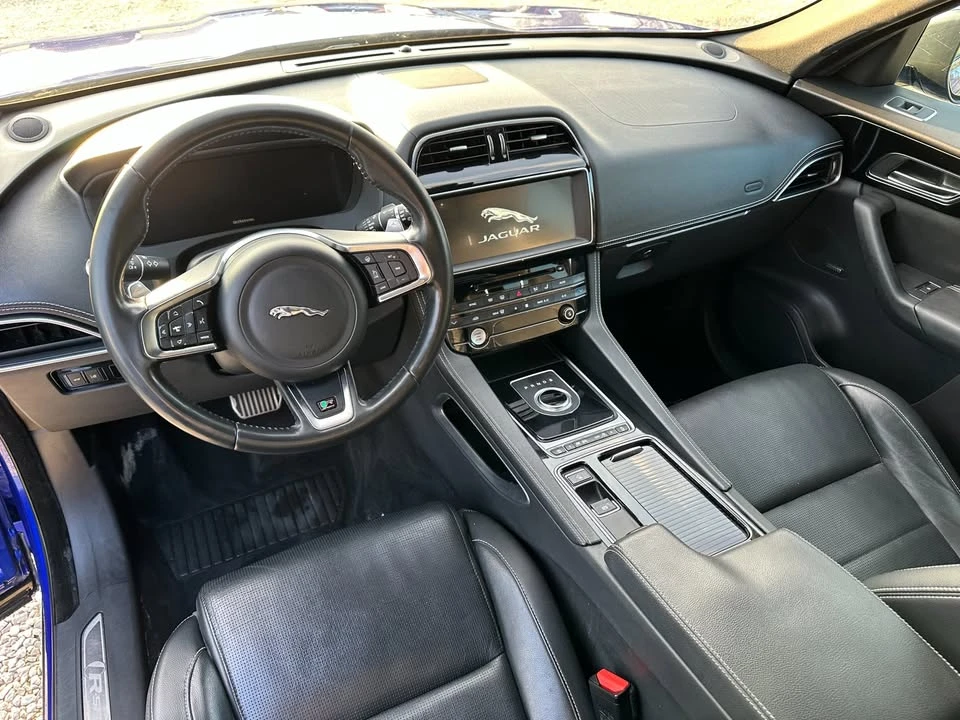 2018 Jaguar F-Pace - Image 10 of 20