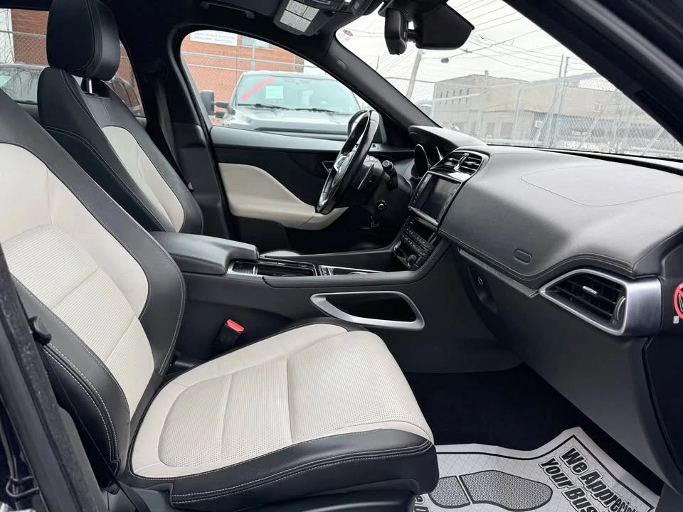 2018 Jaguar F-Pace - Image 19 of 21