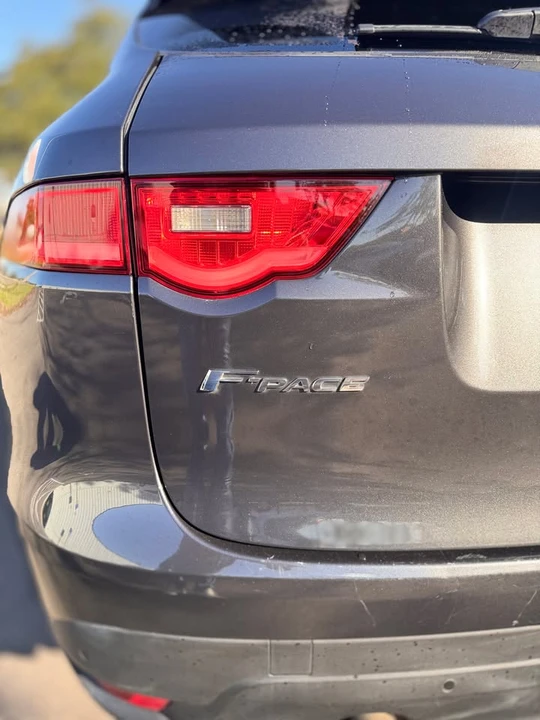 2018 Jaguar F-Pace - Image 7 of 19