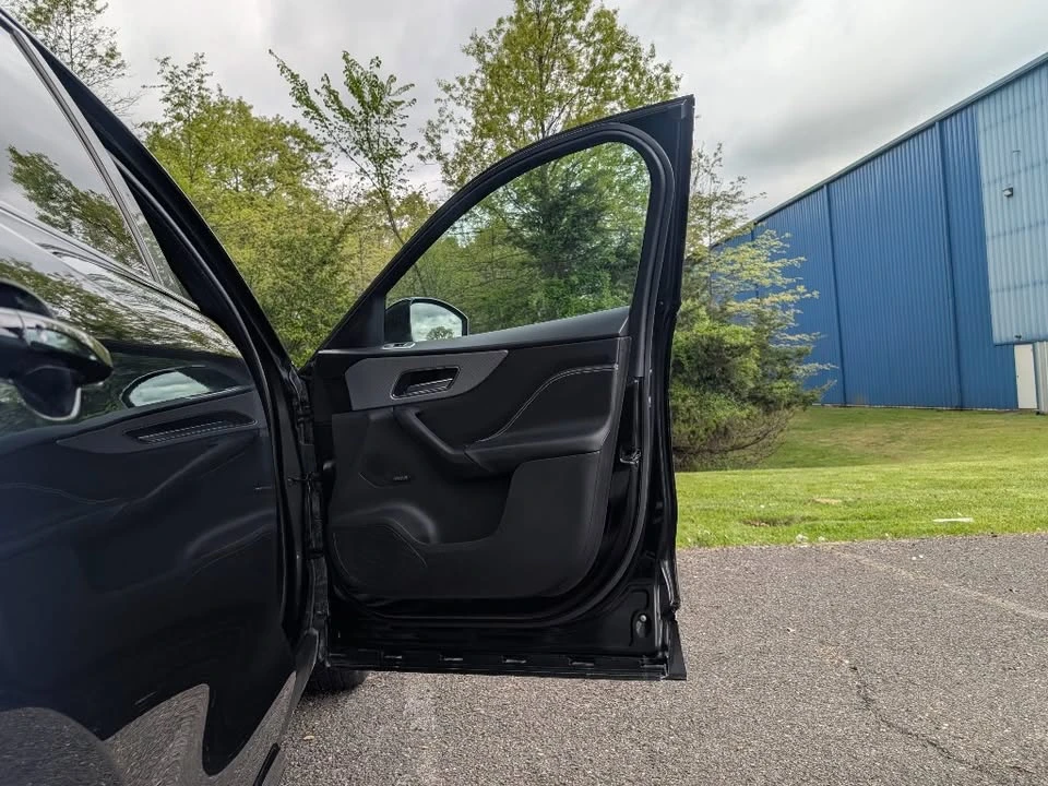 2018 Jaguar F-Pace - Image 11 of 20