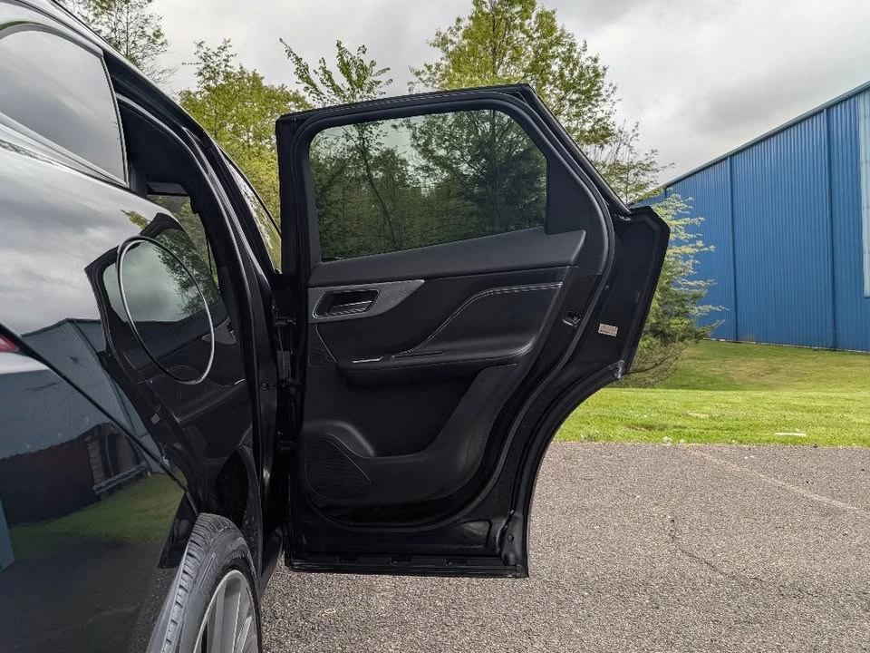 2018 Jaguar F-Pace - Image 13 of 20