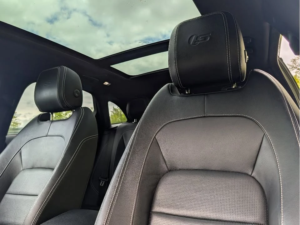 2018 Jaguar F-Pace - Image 16 of 20
