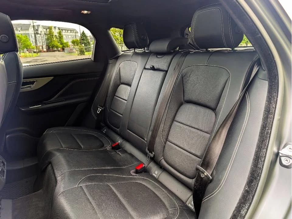 2018 Jaguar F-Pace - Image 14 of 20