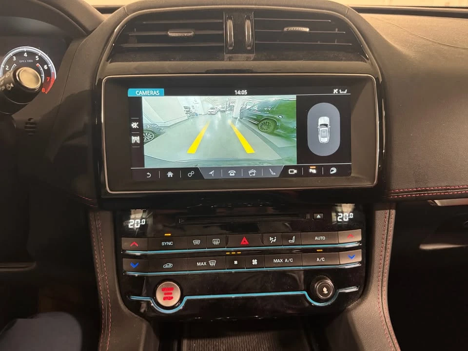 2018 Jaguar F-Pace - Image 11 of 14