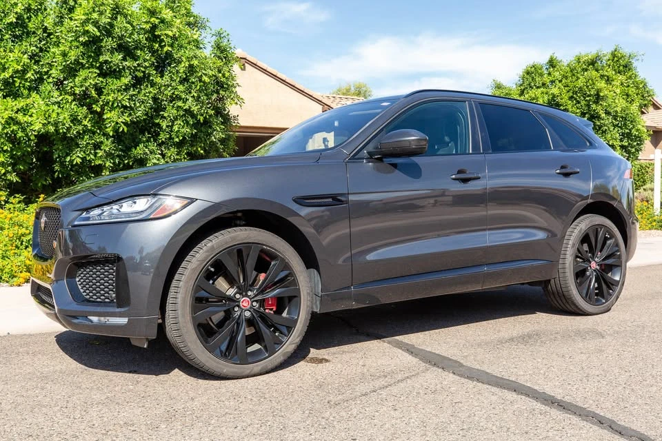 2018 Jaguar F-Pace - Image 2 of 5