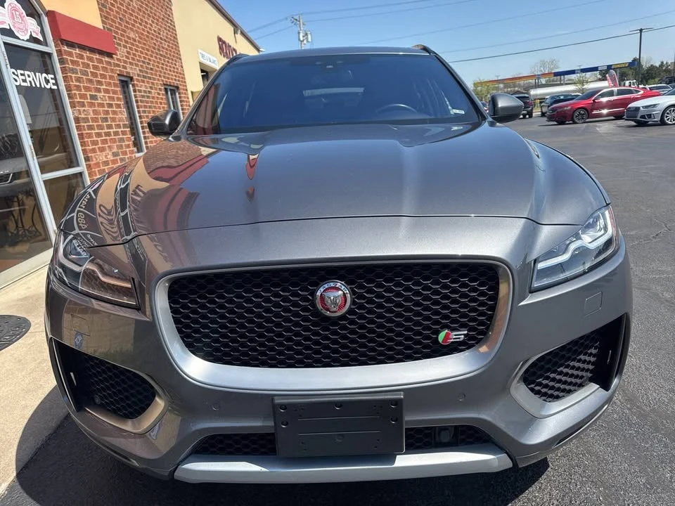 2018 Jaguar F-Pace - Image 3 of 20