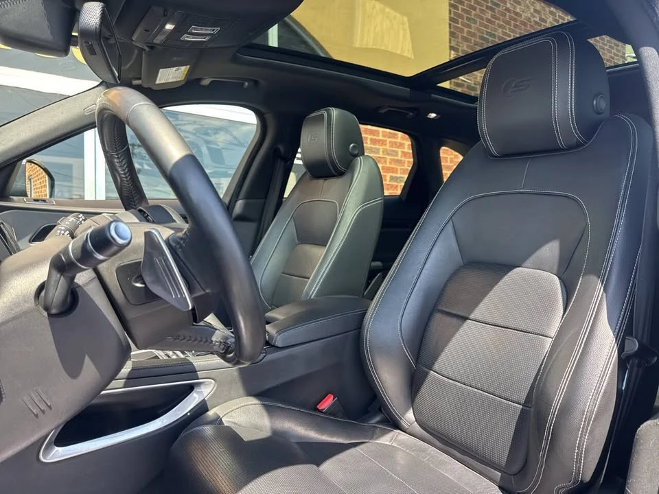 2018 Jaguar F-Pace - Image 14 of 20