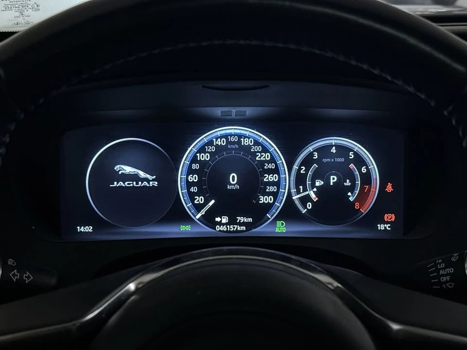 2018 Jaguar F-Pace - Image 14 of 20