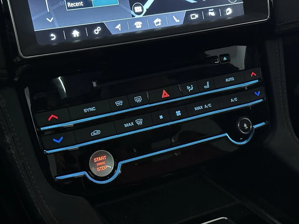 2018 Jaguar F-Pace - Image 18 of 20