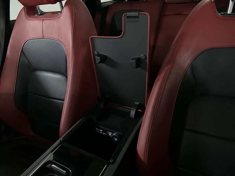 2018 Jaguar F-Pace - Image 20 of 20