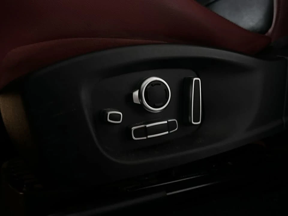 2018 Jaguar F-Pace - Image 11 of 20