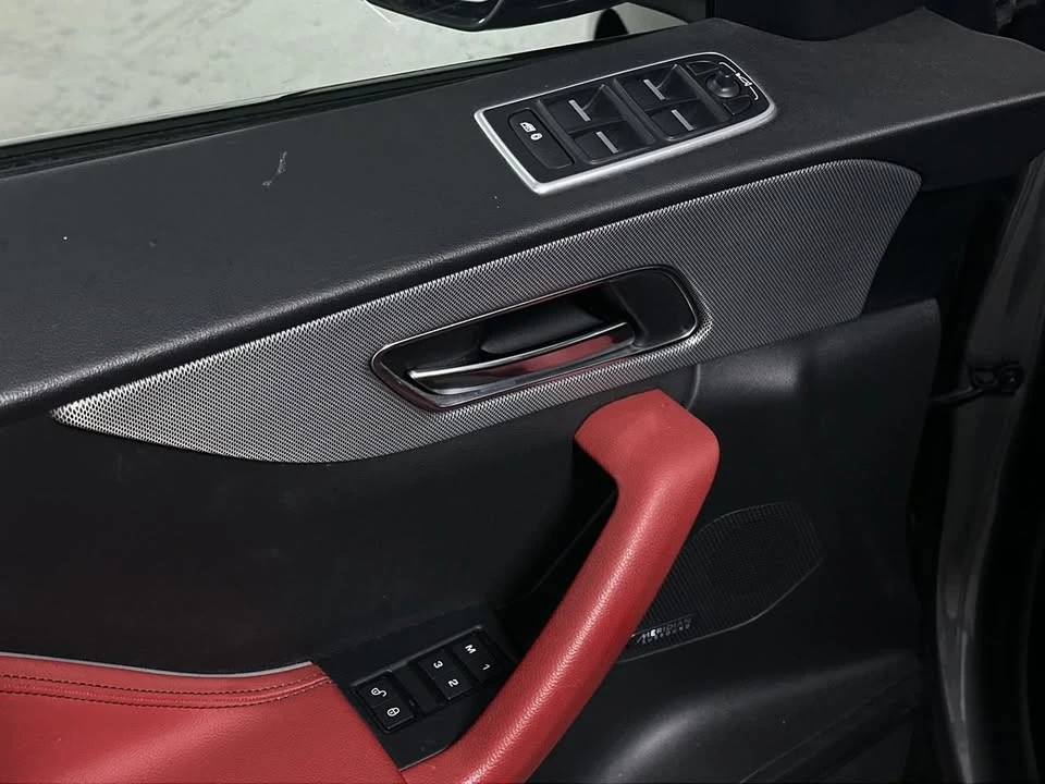 2018 Jaguar F-Pace - Image 12 of 20