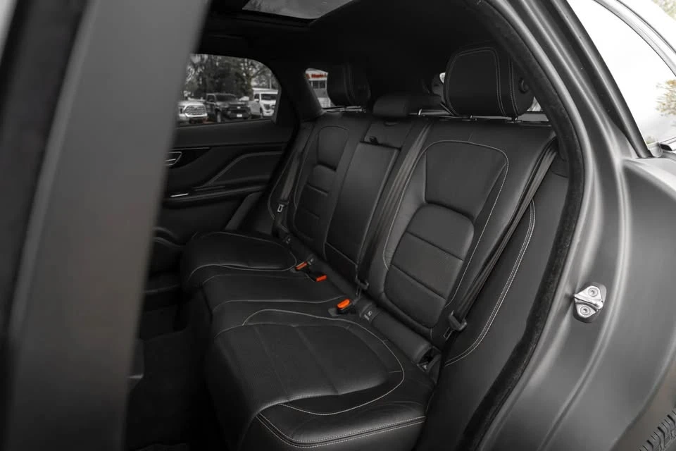 2018 Jaguar F-Pace - Image 11 of 20
