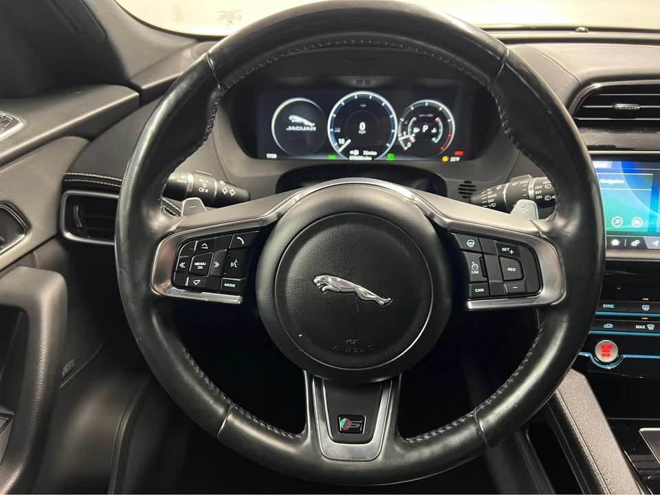 2018 Jaguar F-Pace - Image 15 of 20