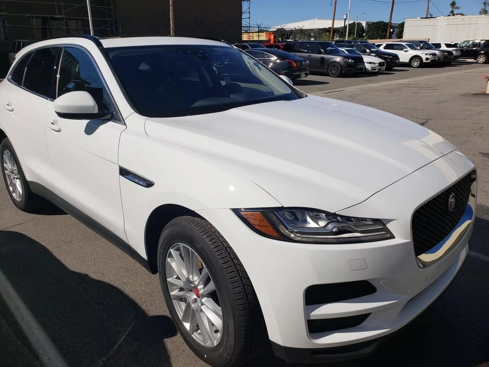 2018 Jaguar F-Pace - Image 3 of 10