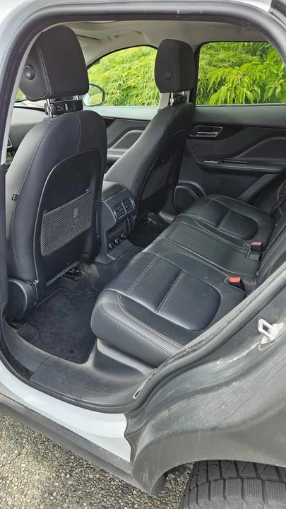 2018 Jaguar F-Pace - Image 7 of 10