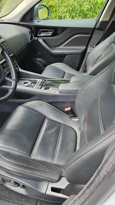 2018 Jaguar F-Pace - Image 6 of 10