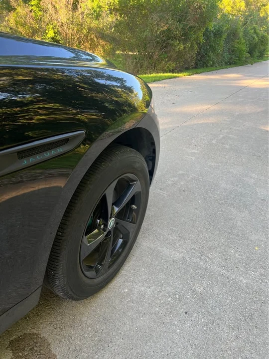 2018 Jaguar F-Pace - Image 5 of 10