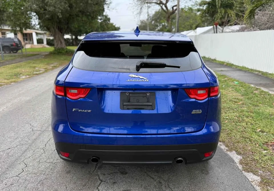 2018 Jaguar F-Pace - Image 14 of 18